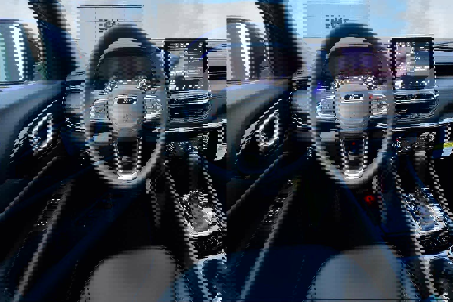 New 2026 Jeep Compass Latitude image 15