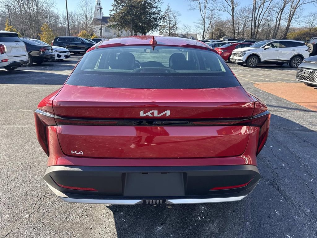 New 2025 Kia K4 LXS image 3