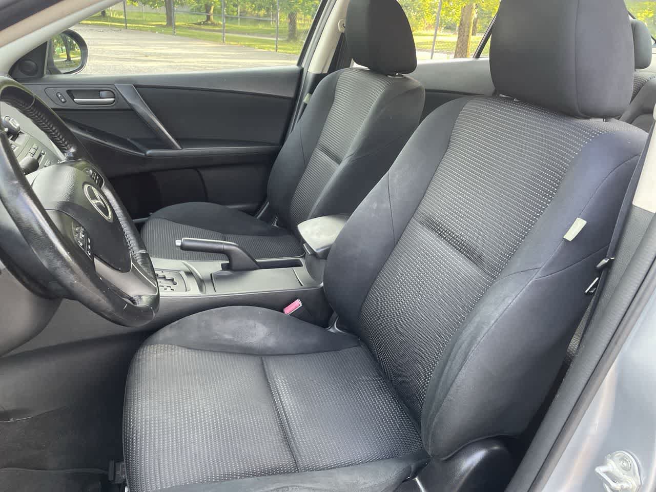 Used 2012 MAZDA MAZDA3 i Touring FWD image 20