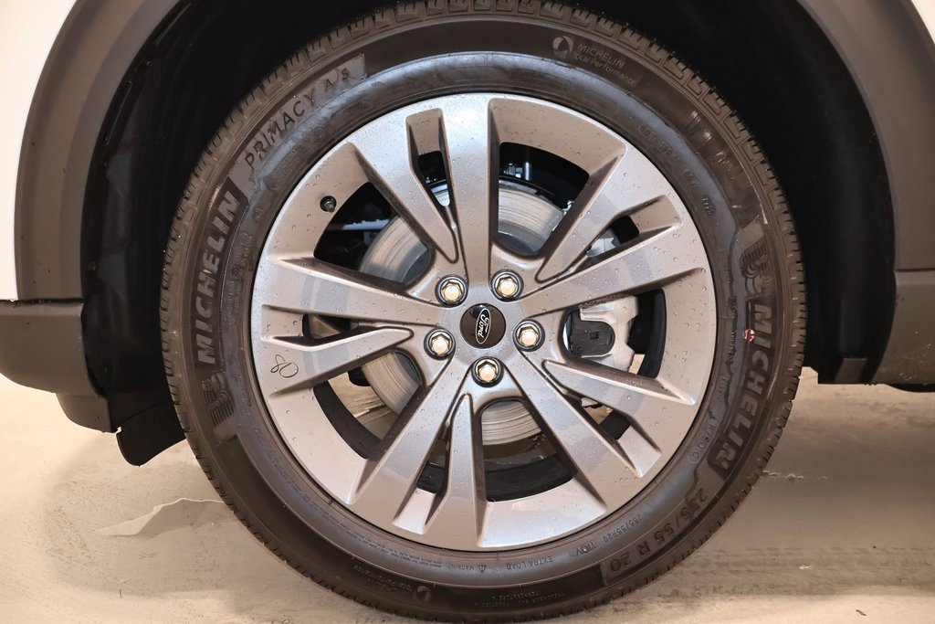 New 2026 Ford Explorer Active image 32