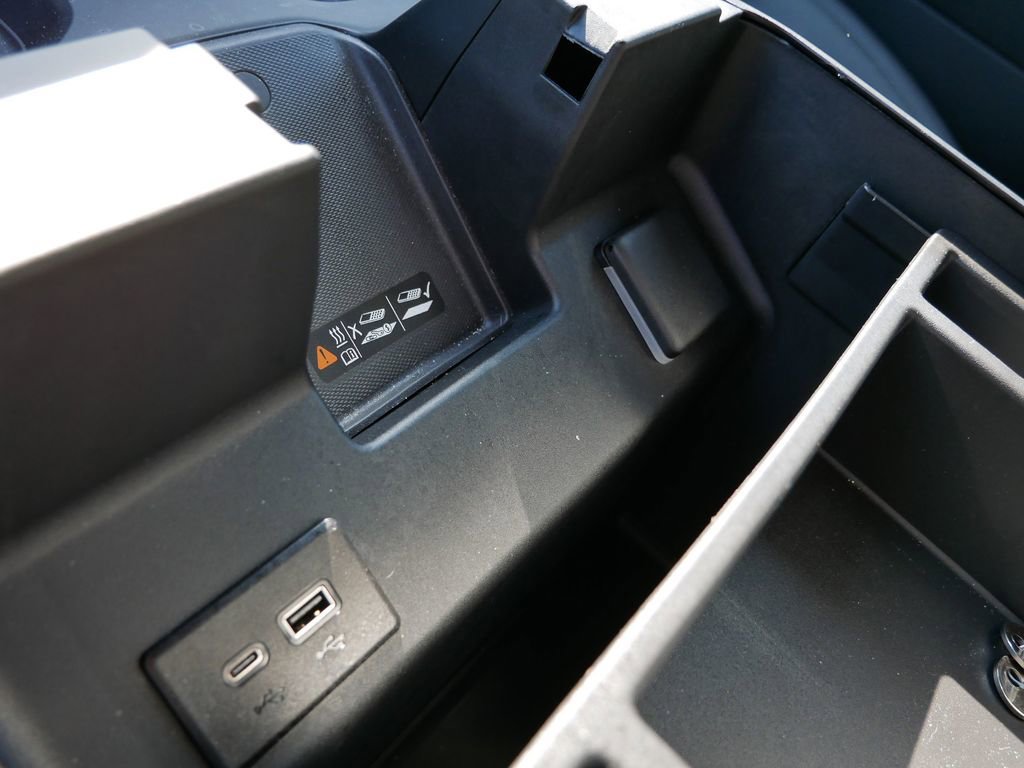 Used 2025 GMC Sierra 1500 Elevation w/ Elevation Premium Package image 21