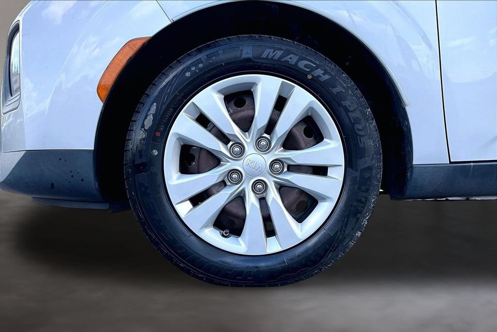 Used 2021 Kia Soul LX FWD image 9