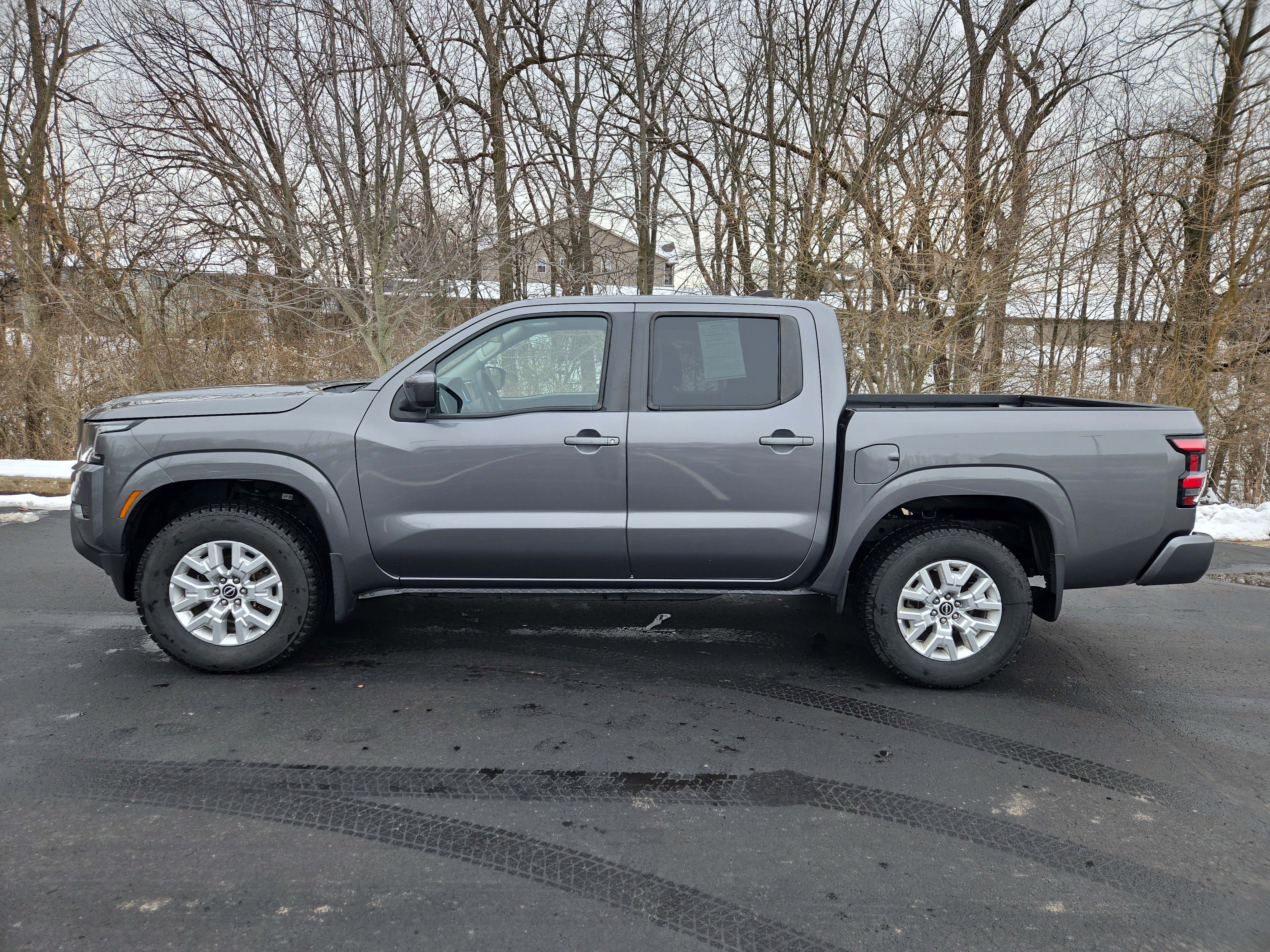 Used 2022 Nissan Frontier SV w/ Technology Package image 5