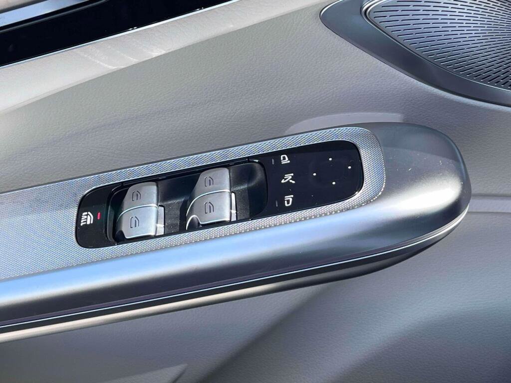 New 2026 Mercedes-Benz CLE 300 4MATIC Cabriolet image 30