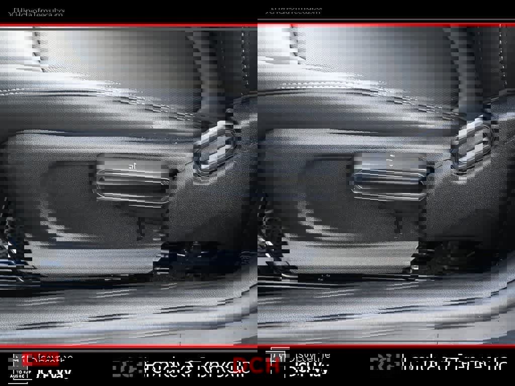 Used 2021 MINI Cooper 2-Door Hardtop image 16