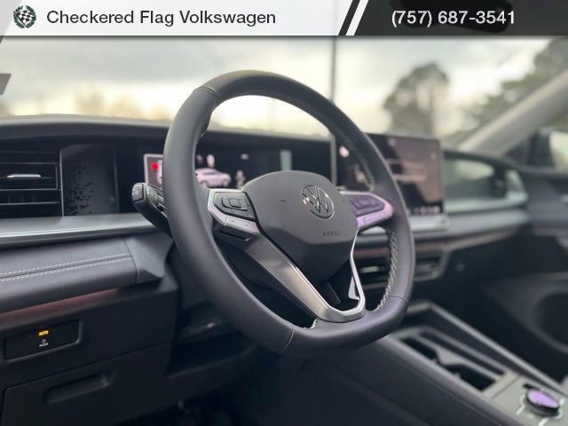 New 2026 Volkswagen Tiguan SE image 17