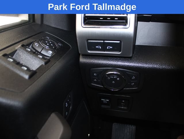 Used 2019 Ford F150 Platinum w/ Equipment Group 701A Luxury AWD/4WD image 18