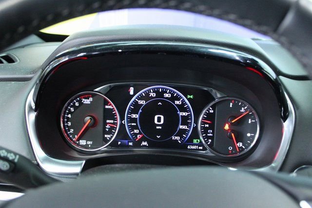 Used 2023 Chevrolet Traverse Premier image 16