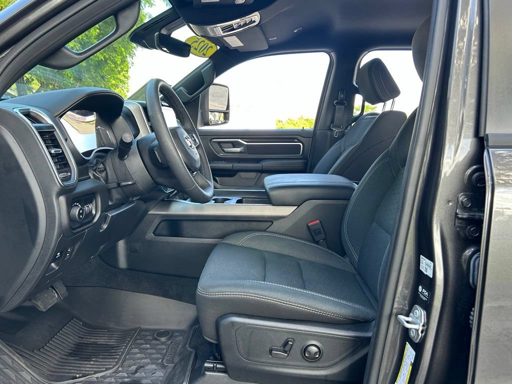 Used 2025 RAM 1500 Big Horn AWD/4WD image 15