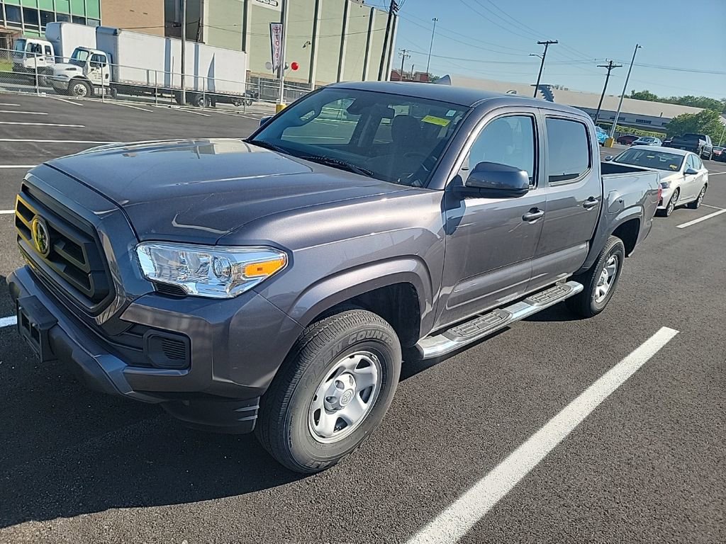 Used 2022 Toyota Tacoma SR w/ SR Convenience Package image 3