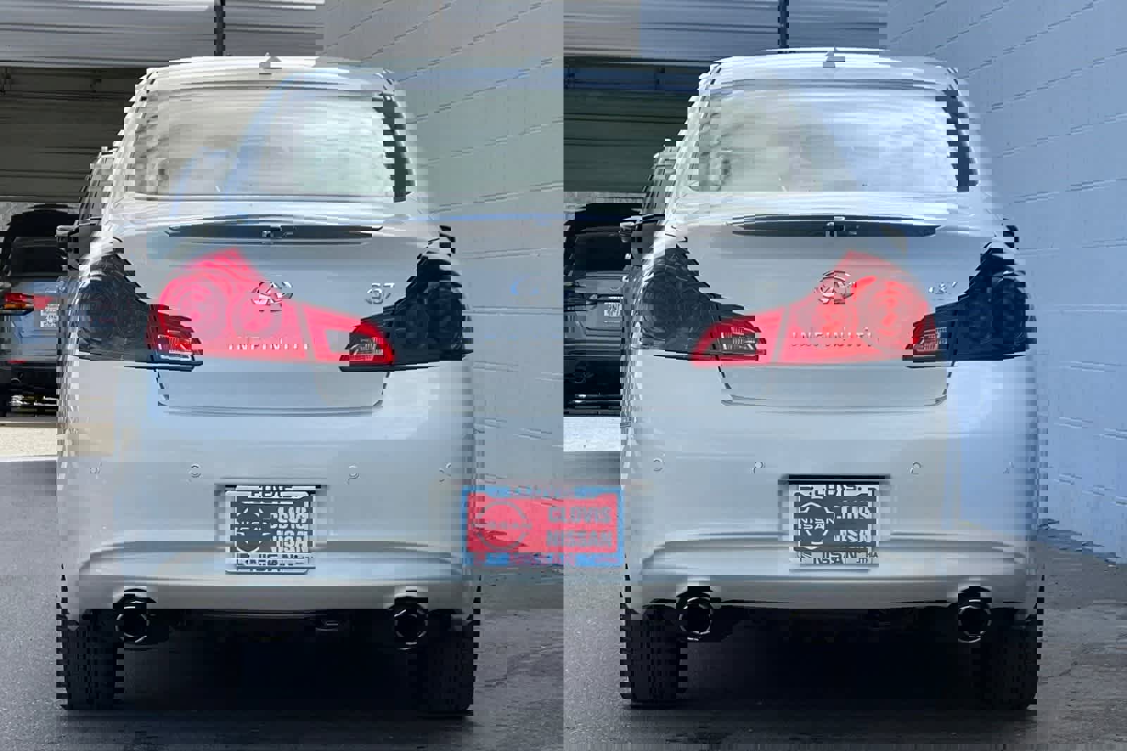 Used 2010 INFINITI G37 Journey w/ Premium Pkg image 8