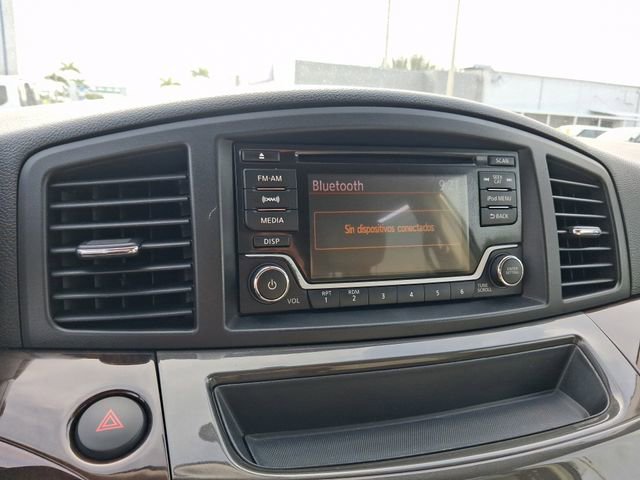 Used 2015 Nissan Quest SV image 17