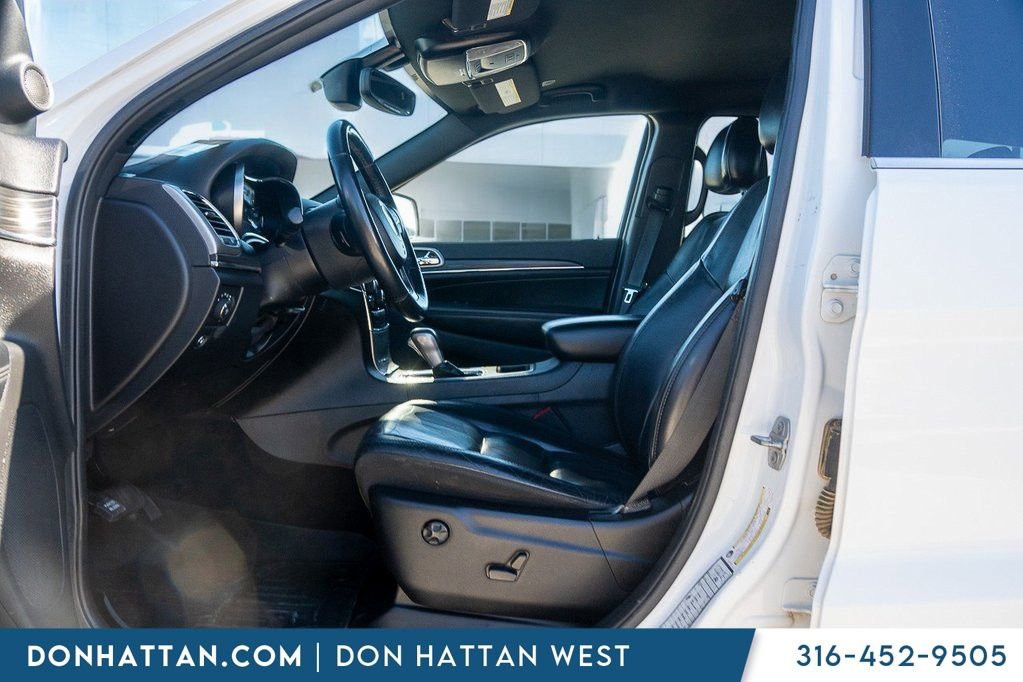 Used 2019 Jeep Grand Cherokee Limited image 3