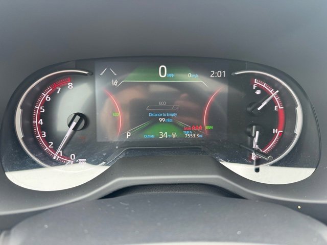 Used 2024 Toyota RAV4 XLE w/ Convenience Package image 9
