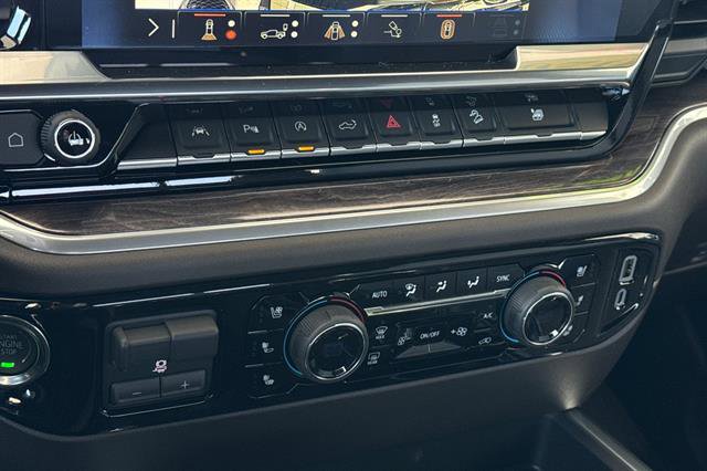 New 2026 Chevrolet Silverado 1500 LTZ w/ LTZ Premium Package AWD/4WD image 22