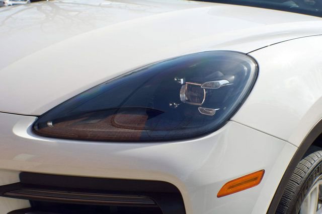 Used 2023 Porsche Cayenne image 9