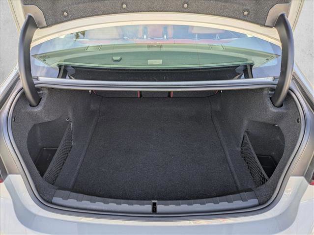 Used 2022 BMW 330i Sedan w/ Driving Assistance Package image 6