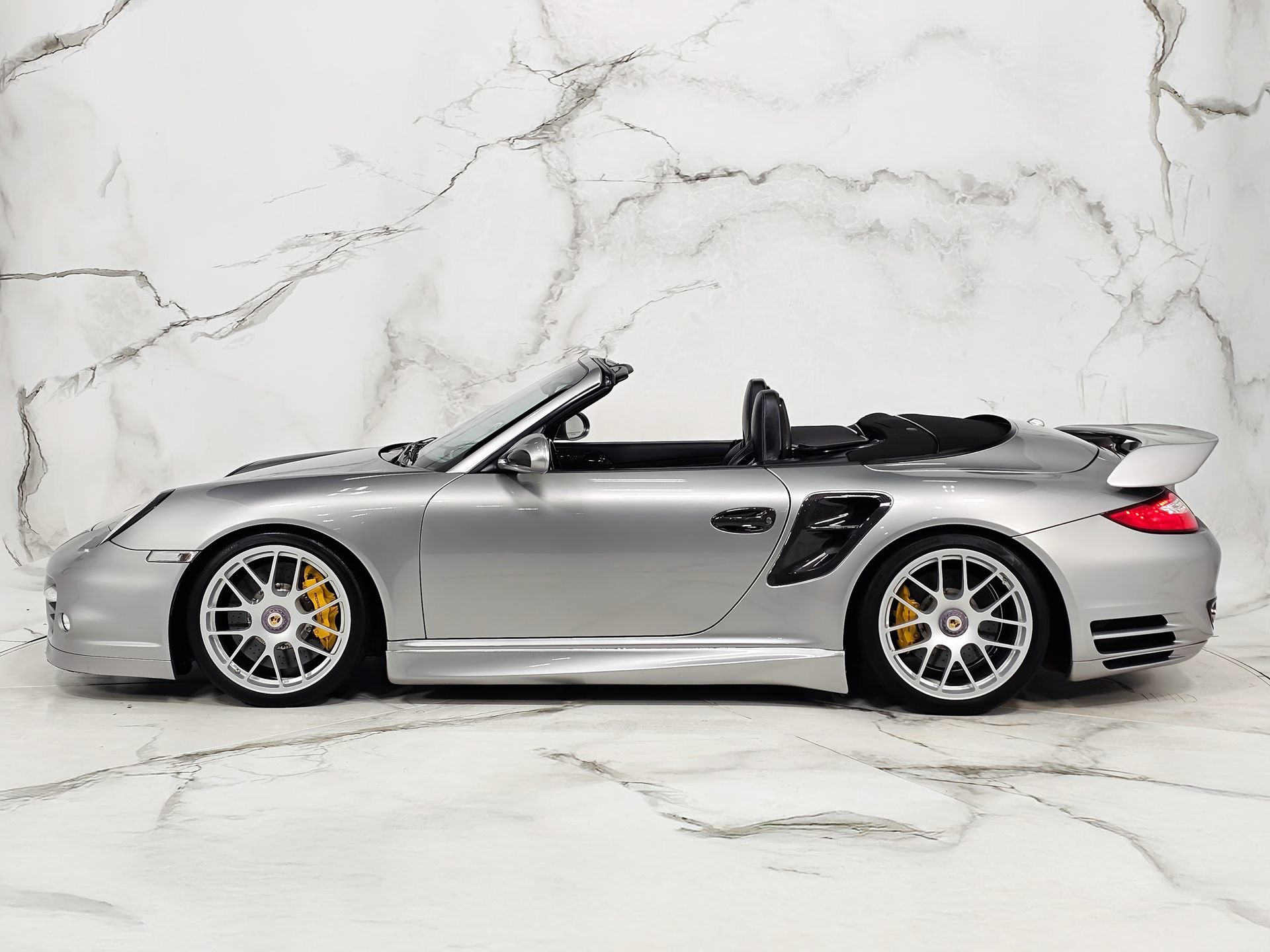 Used 2011 Porsche 911 Turbo S AWD/4WD image 13