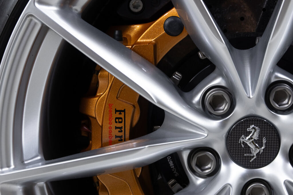 Used 2021 Ferrari 812 GTS RWD image 18