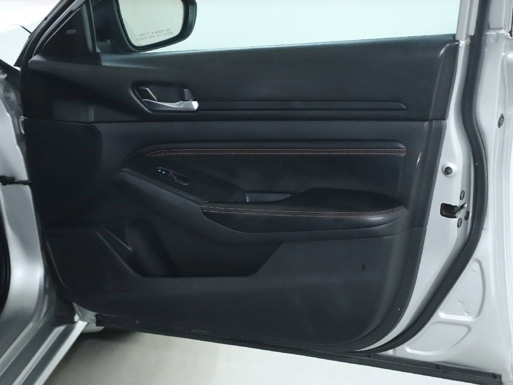 Used 2020 Nissan Altima 2.5 SR image 33