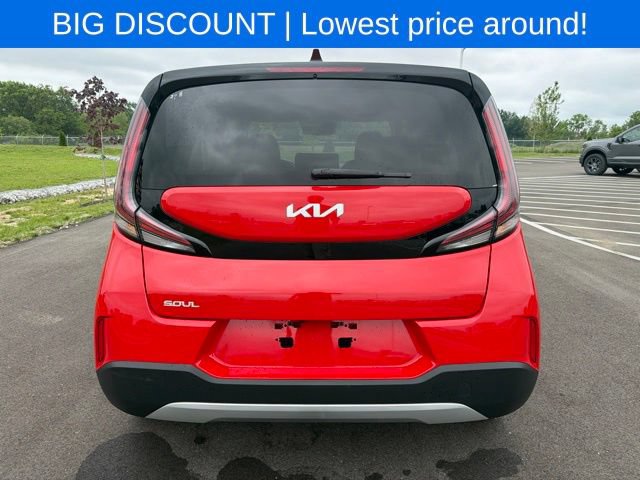 Used 2024 Kia Soul LX w/ Option Group 015 FWD image 10