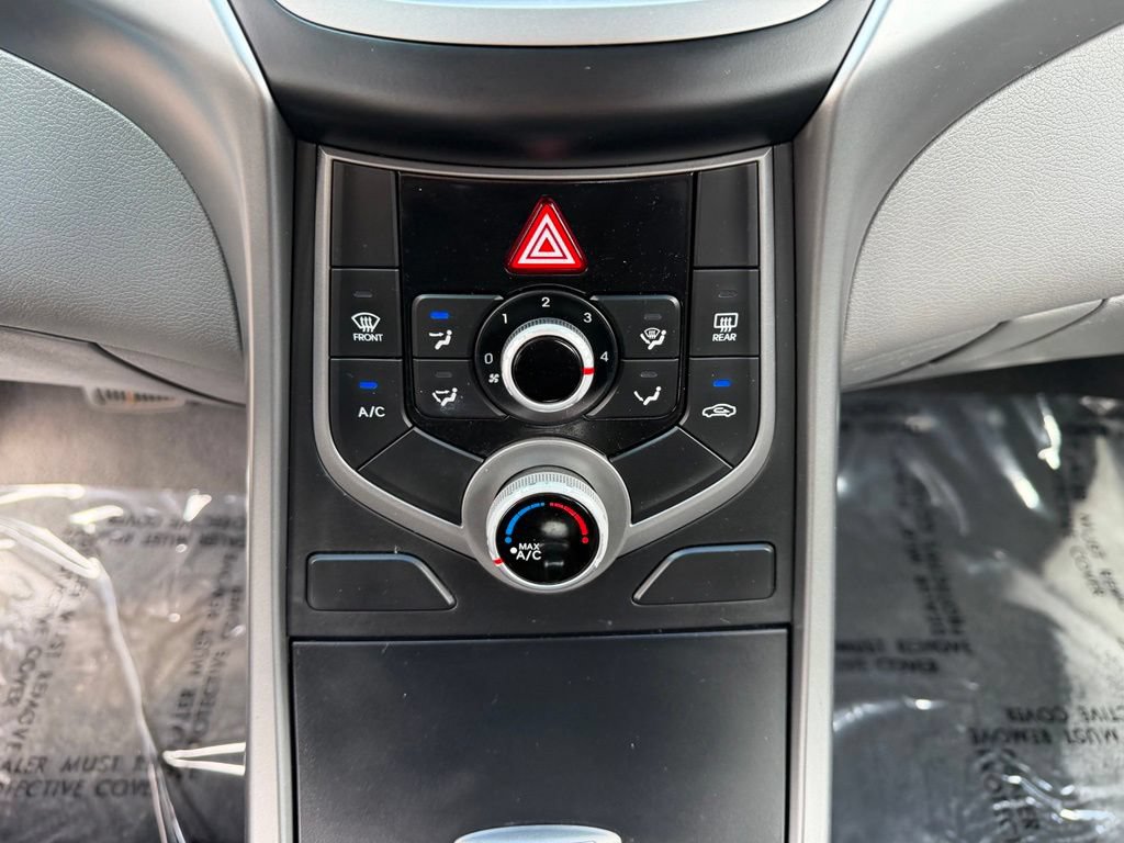 Used 2016 Hyundai Elantra SE FWD image 22