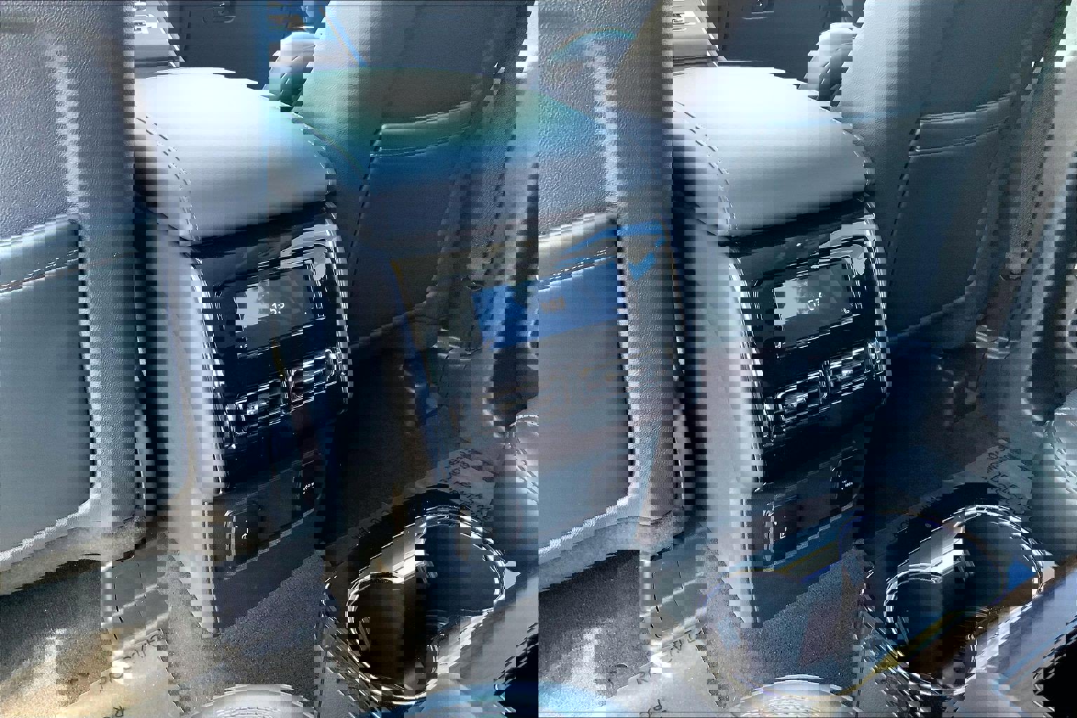 Used 2025 Lincoln Aviator Reserve w/ Equipment Group 201A image 33