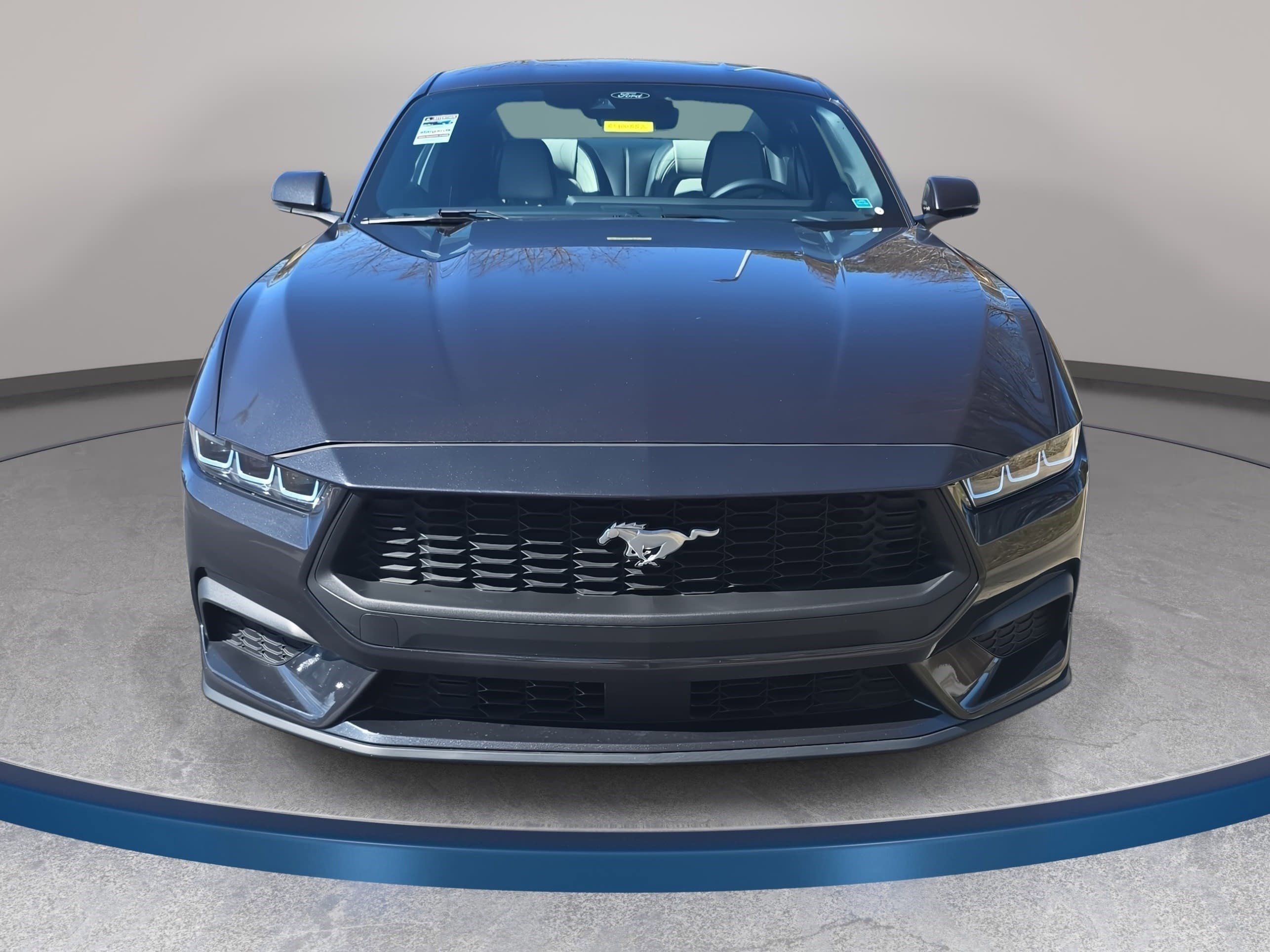 Used 2024 Ford Mustang Premium image 2