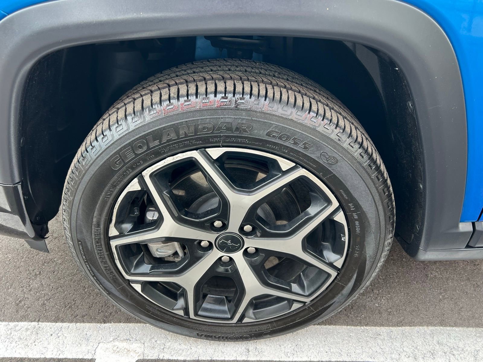 Used 2025 Jeep Compass Limited image 14