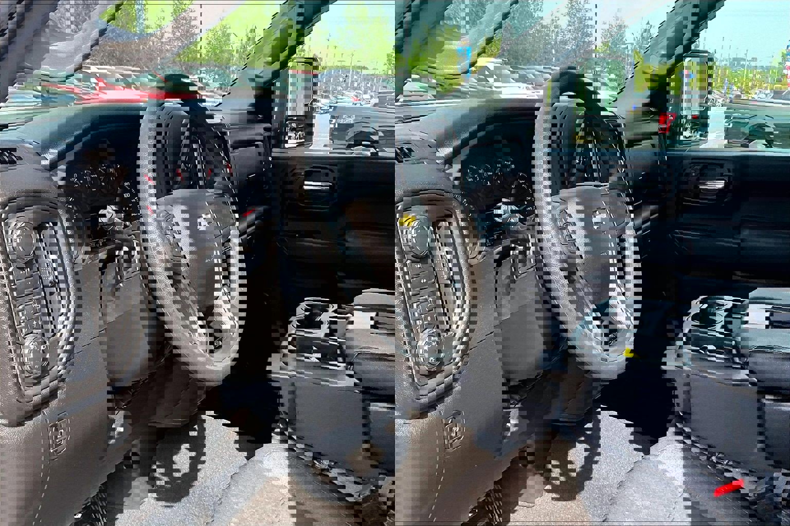 Used 2025 Chevrolet Silverado 2500 Custom w/ Custom Value Package image 14