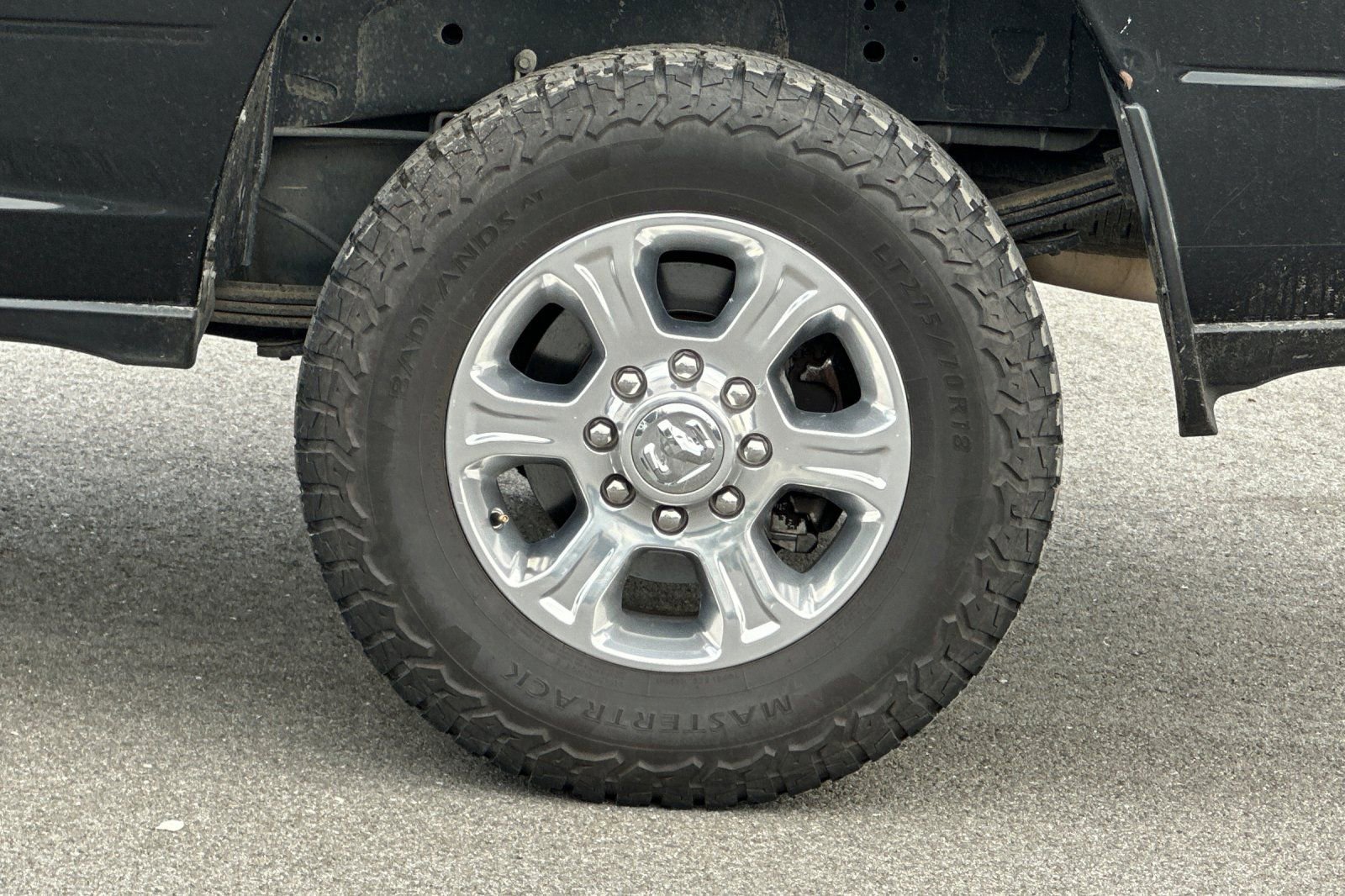 Used 2019 RAM 3500 Big Horn image 32