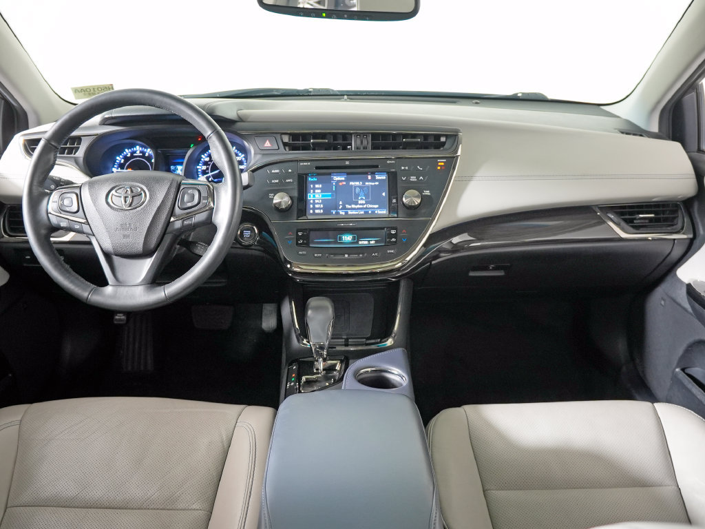 Used 2015 Toyota Avalon Limited w/ Technology Package FWD image 15