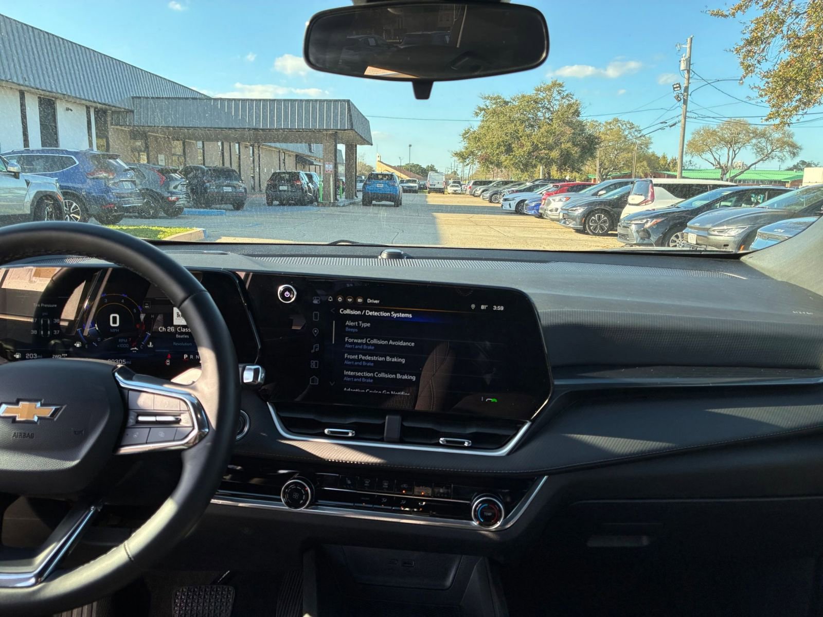 Used 2025 Chevrolet Equinox LT AWD/4WD image 33