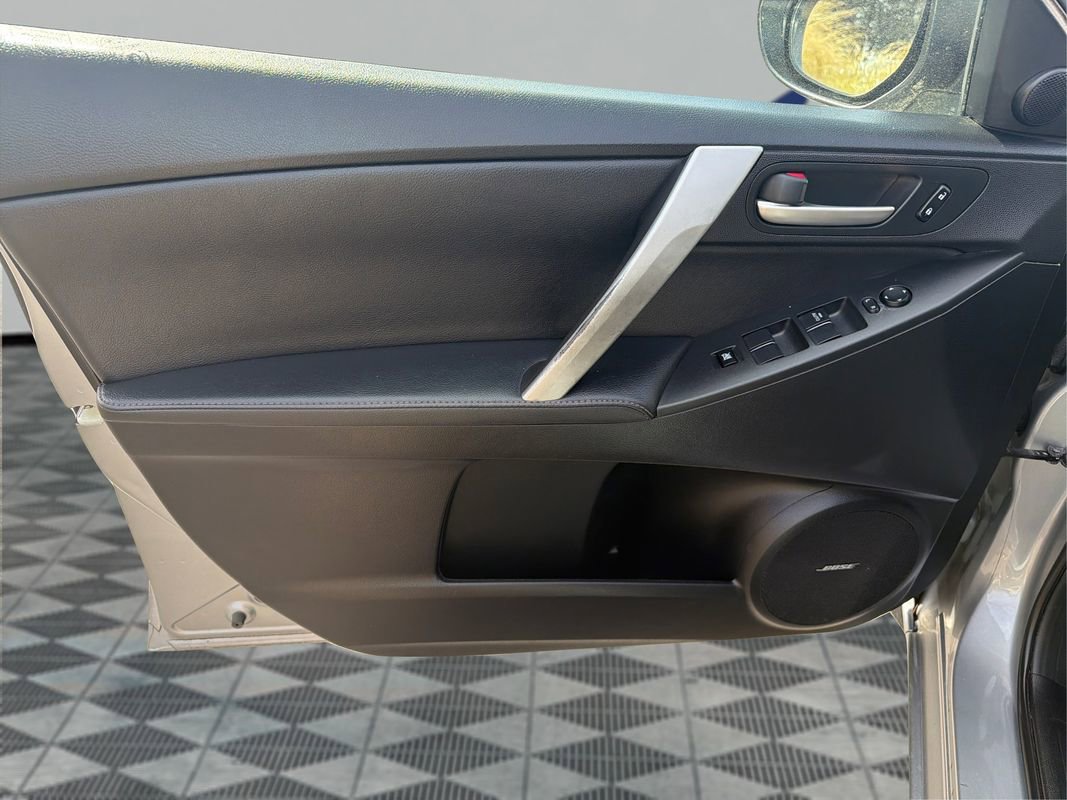 Used 2012 MAZDA MAZDA3 i Grand Touring image 22