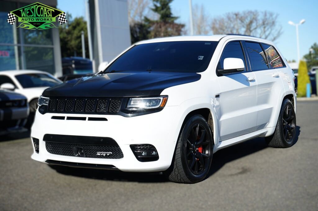 Used 2018 Jeep Grand Cherokee SRT image 1