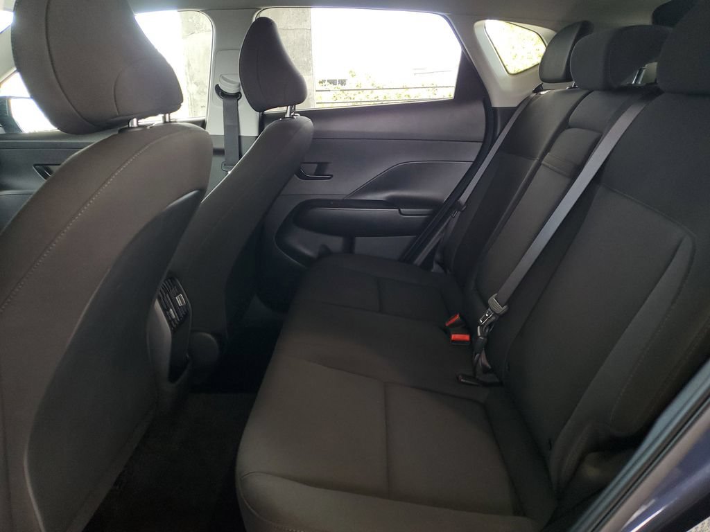 Used 2024 Hyundai Kona SEL AWD/4WD image 9