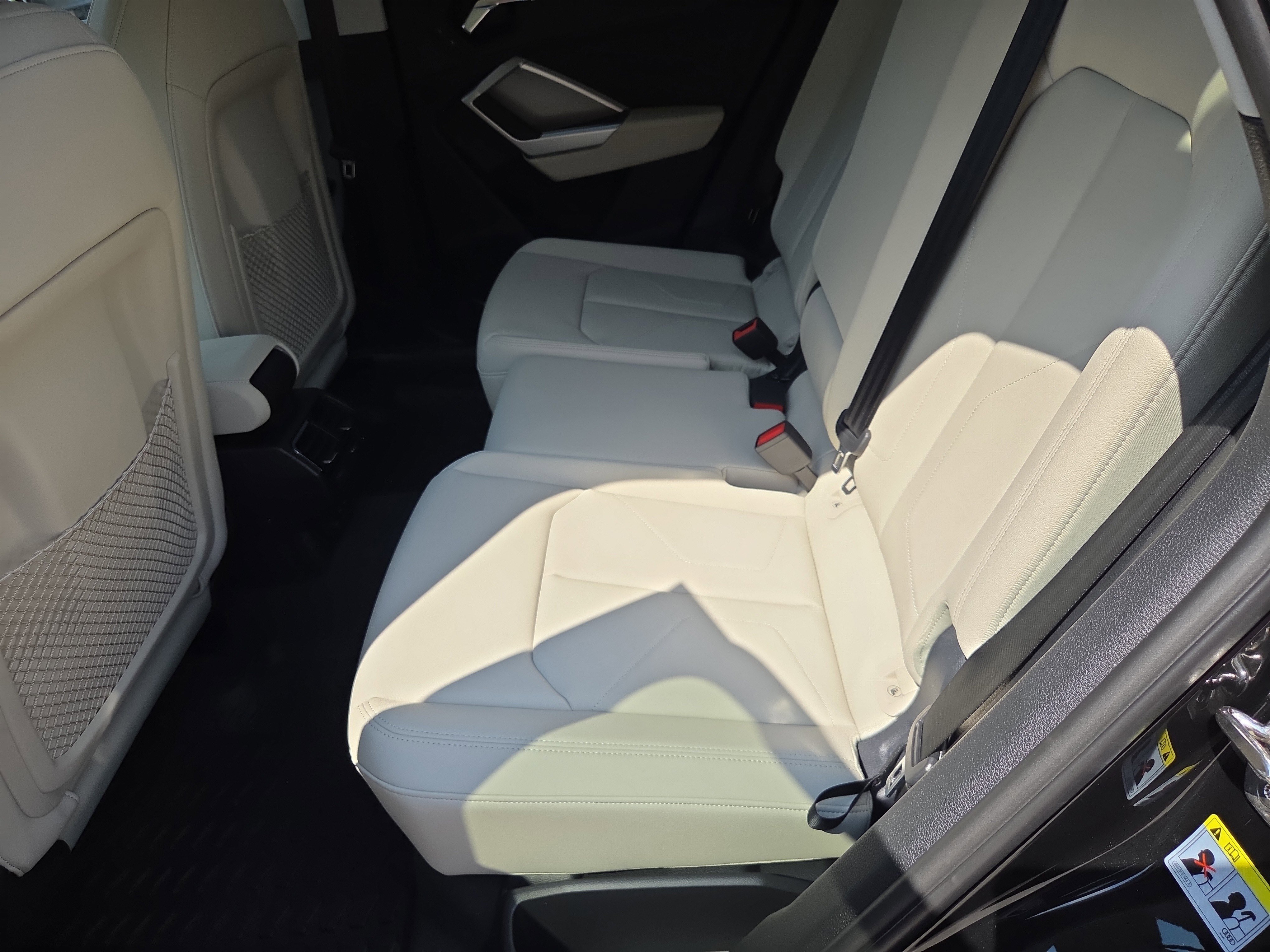 New 2025 Audi Q3 2.0T Premium image 7