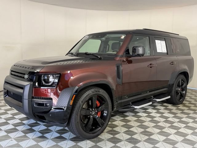 Used 2024 Land Rover Defender 130 X AWD/4WD image 2