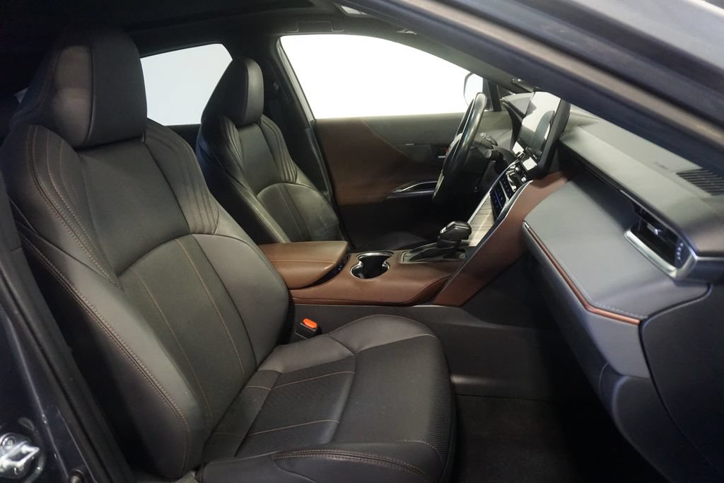 Certified 2022 Toyota Venza Limited AWD/4WD image 25