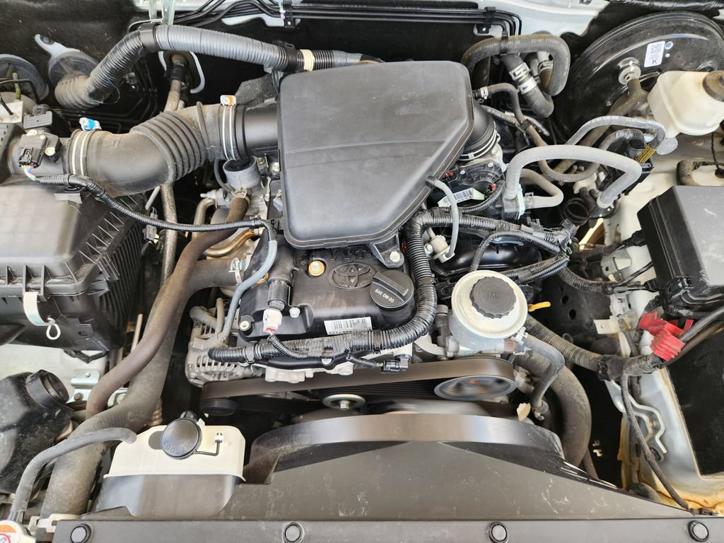 Used 2022 Toyota Tacoma SR RWD image 32