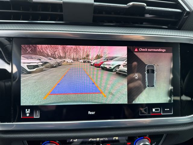 Used 2022 Audi Q3 2.0T Premium Plus w/ Premium Plus Package image 19