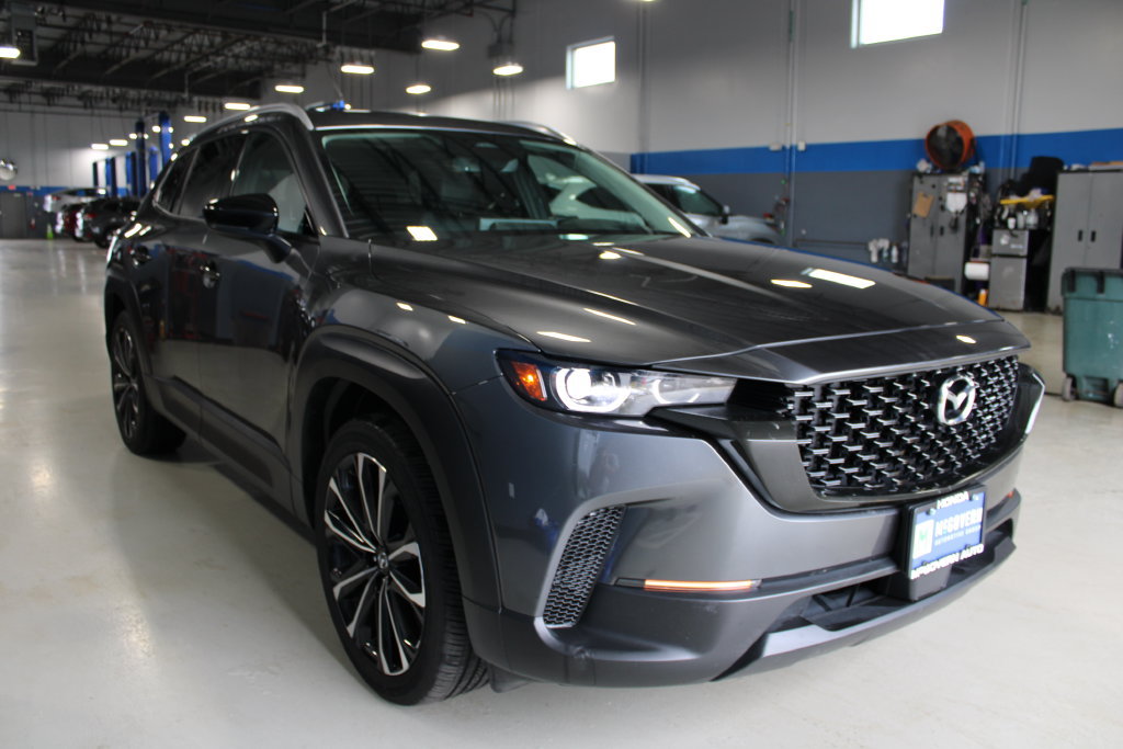 Used 2025 MAZDA CX-50 AWD 2.5 S w/ Premium Plus Pkg image 3