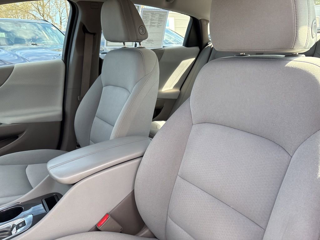 Used 2024 Chevrolet Malibu LT image 15