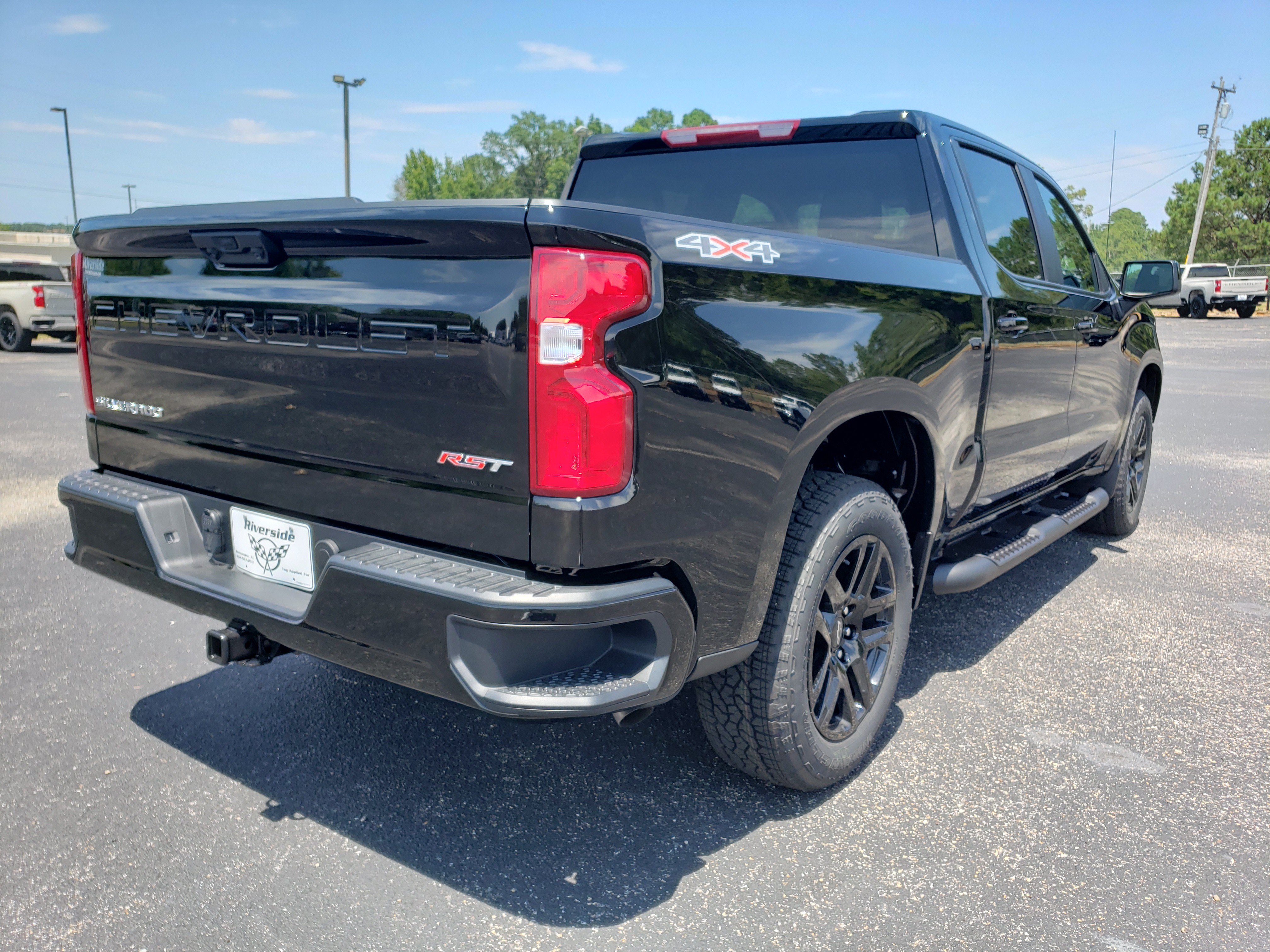New 2026 Chevrolet Silverado 1500 RST w/ RST Select Package AWD/4WD image 3