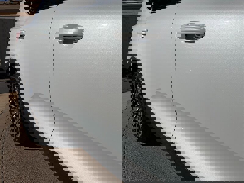 Used 2021 Volvo XC40 P8 Recharge image 29