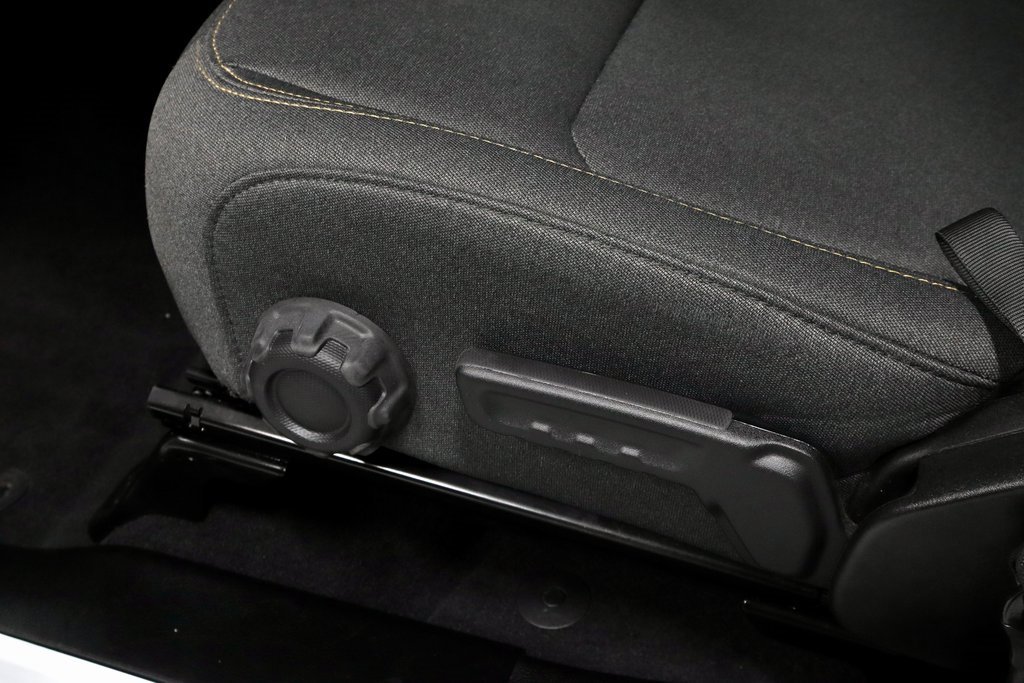 Used 2025 Jeep Wrangler Unlimited Sahara image 22