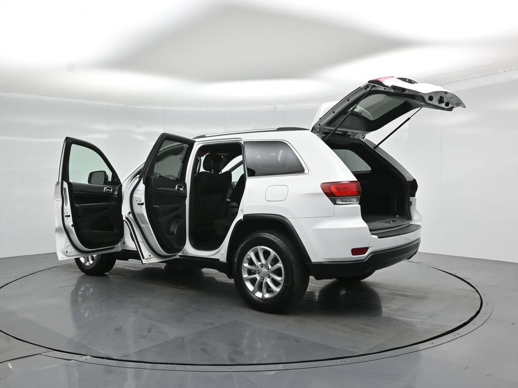 Used 2021 Jeep Grand Cherokee Laredo RWD image 33