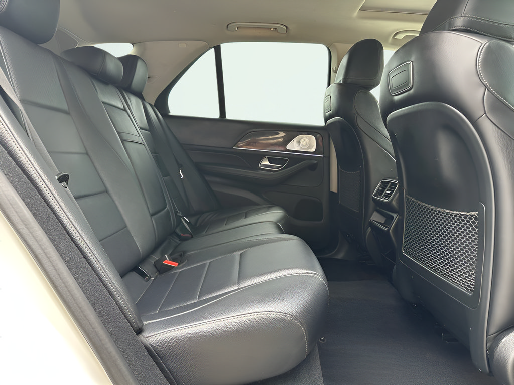 Used 2020 Mercedes-Benz GLE 450 4MATIC w/ Premium Package image 26