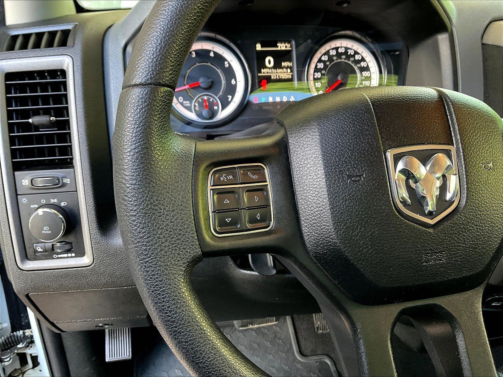 Used 2019 RAM 1500 Express AWD/4WD image 11