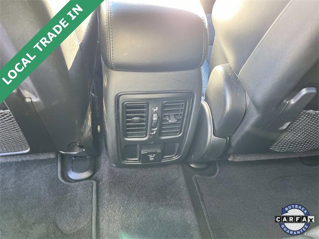 Used 2019 Jeep Grand Cherokee Altitude image 17